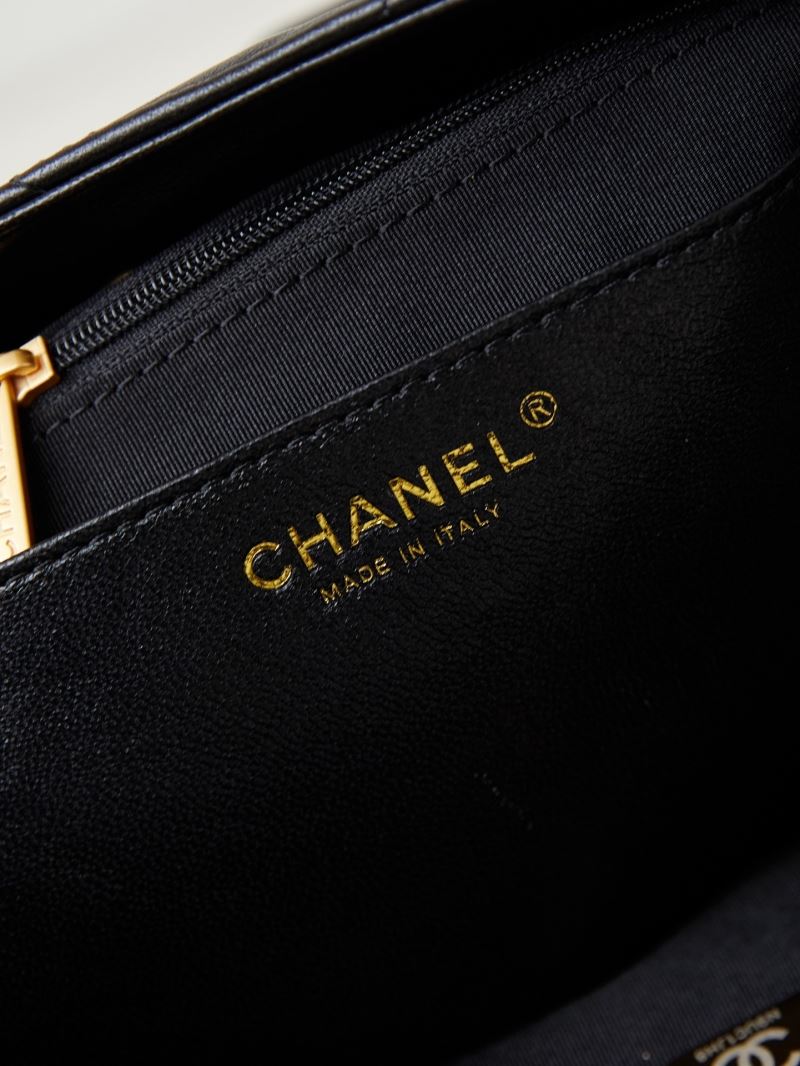 Ch**el hobo bags